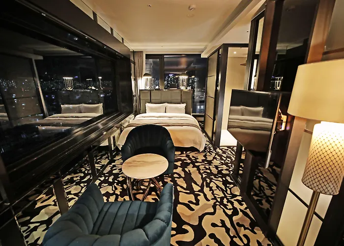 酒店 Louis Hamilton Gwangan 3*