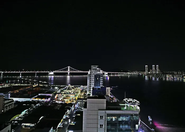Louis Hamilton Gwangan 3* Pusan
